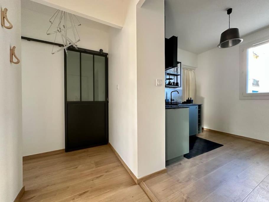 Le Lutz Apartment Nimes Luaran gambar